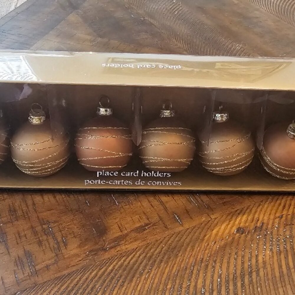 6 Pier One PIer 1 Round Christmas Ornament Ornaments Placecard Holders NO CARDS